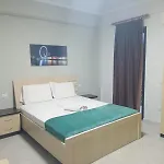 Hotel Blue Moon